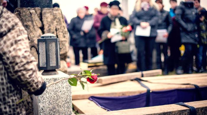 Does a Simple and Dignified Funeral Have to Cost a Small Fortune